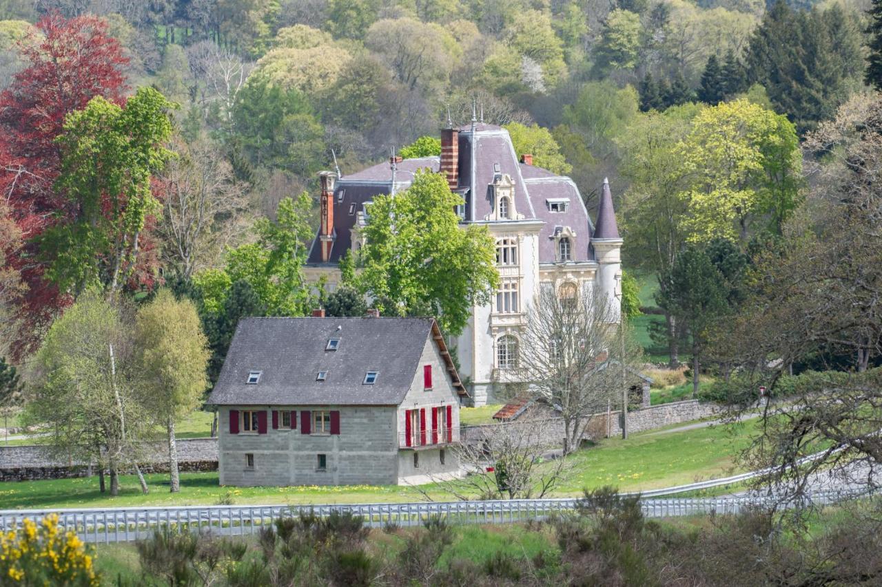 Chateau De Chazelpaud Couette-café *